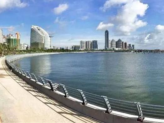 湛江十大風(fēng)景名勝排名,金沙灣觀海長廊、南三旅游區(qū)有代表性