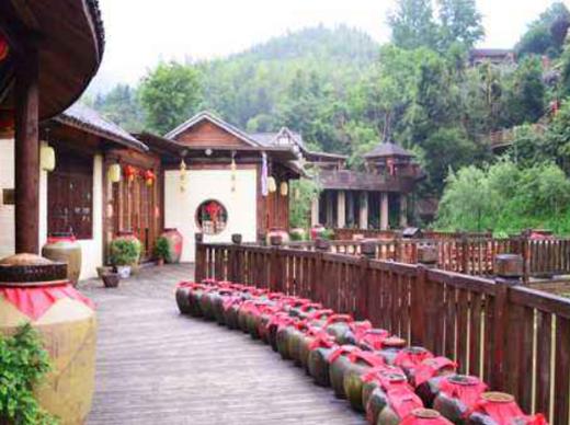 贛州十大風(fēng)景名勝景點,羅漢巖風(fēng)景名勝區(qū)、郁孤臺歷史文化街區(qū)體驗感好