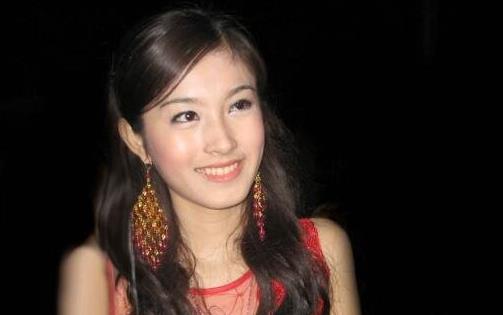 泰國十大最美人妖排行榜,Yoshin五官精致、rose知名度高