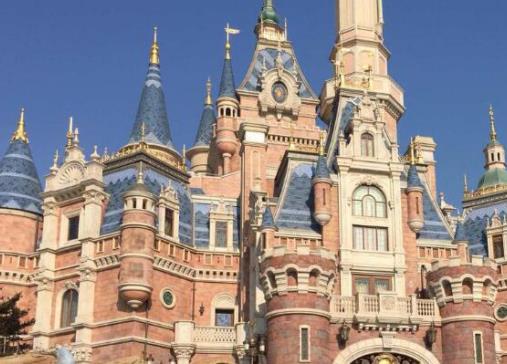 國內最佳十大旅游勝地,上海迪士尼樂園、麗江古城是旅游首選