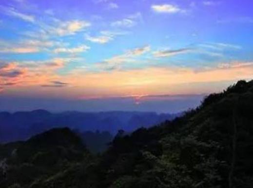 廣西十大高峰排行榜,貓兒山聳入云霄、真寶頂知名度高