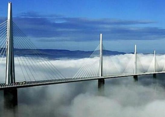 世界上最驚悚的十座橋梁排行榜,蘭卡威天空之橋、蓬特德大吊橋很驚險(xiǎn)