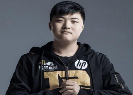 游戲界十大主播排行榜,uzi技術(shù)超一流、智勛主要英雄是男刀鋒