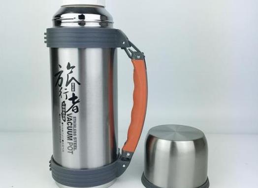 西藏旅游十大必備裝備,背包不可缺少、服裝定要準(zhǔn)備排汗內(nèi)衣