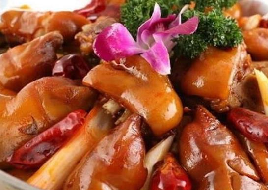 吉林十大名菜排名,白肉血腸肥而不膩、雪衣豆沙香甜可口