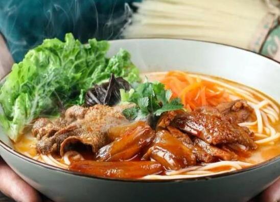 湖南十大特產(chǎn)排行榜,臭豆腐聞起來(lái)臭吃起來(lái)香、常德醬板鴨讓人回味無(wú)窮