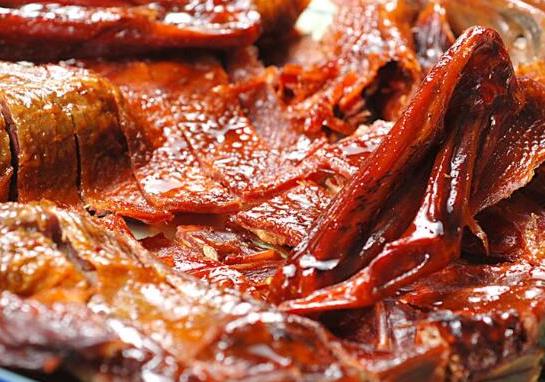 湖南十大特產(chǎn)排行榜,臭豆腐聞起來(lái)臭吃起來(lái)香、常德醬板鴨讓人回味無(wú)窮