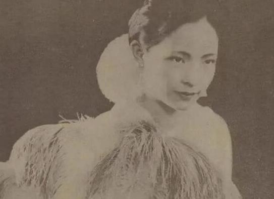 民國(guó)上海十大名媛排名,陸小曼代表作品有《哭摩》、唐瑛多才多藝