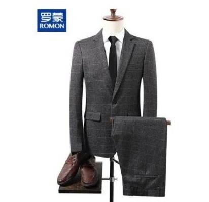 十大男士西裝品牌排名,雅戈爾西裝、報喜鳥西裝受中高端商務(wù)人士喜愛