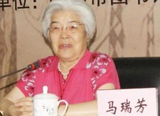百家講壇最受歡迎十大名嘴,易中天是知名教育家、孔慶東人稱北大醉俠
