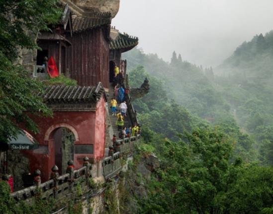 湖北省十大名山排名,武當(dāng)山是太極拳發(fā)祥地、九宮山是國(guó)家級(jí)自然保護(hù)區(qū)