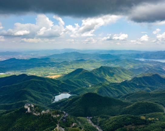 湖州市十大賞花景點(diǎn)排行榜,安吉中南百草園、長興城山溝景區(qū)歷史悠久