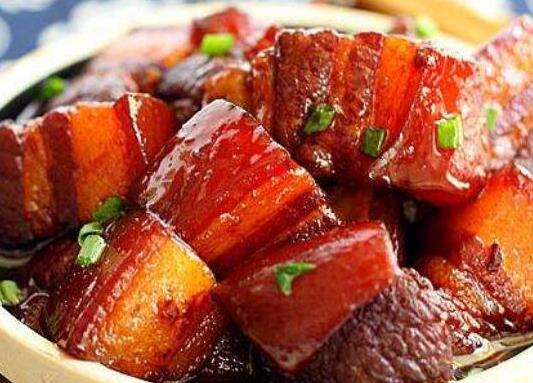 中國(guó)最出名的十大名菜排名,北京烤鴨被譽(yù)為天下美味、麻婆豆腐很經(jīng)典