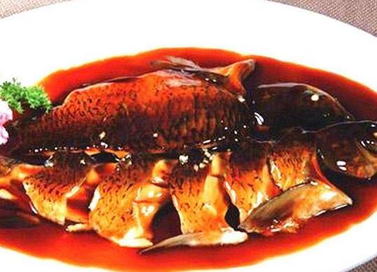 中國(guó)最出名的十大名菜排名,北京烤鴨被譽(yù)為天下美味、麻婆豆腐很經(jīng)典