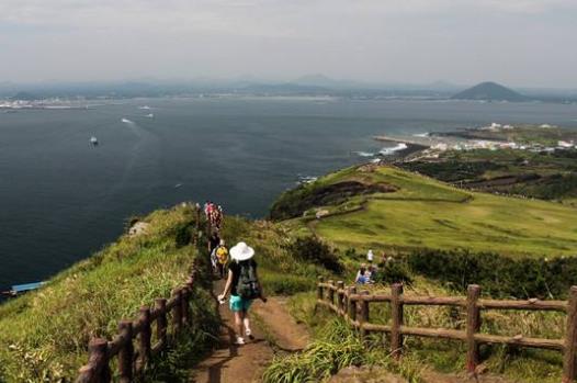 韓國(guó)濟(jì)州島十大旅游景點(diǎn)排行榜 濟(jì)州島有什么好玩的地方