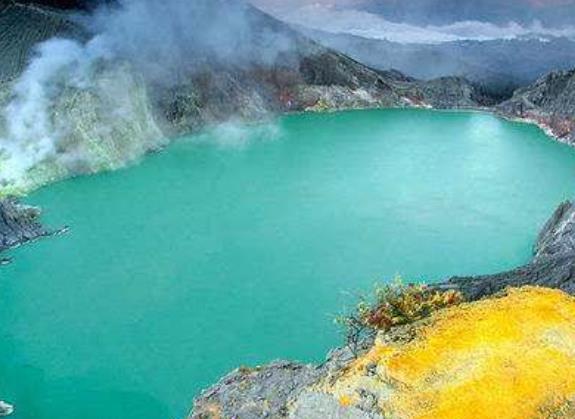 全球10大恐怖旅游禁地旅游景點(diǎn)排行 四川瓦屋山迷魂凼地形復(fù)雜