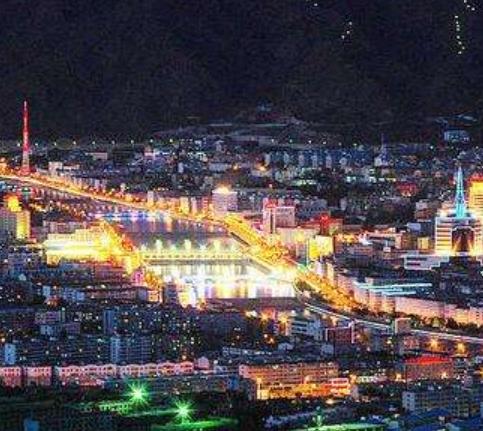 中國(guó)10大可以窮游的城市旅游景點(diǎn)排行 成都是最省錢(qián)的旅游城市