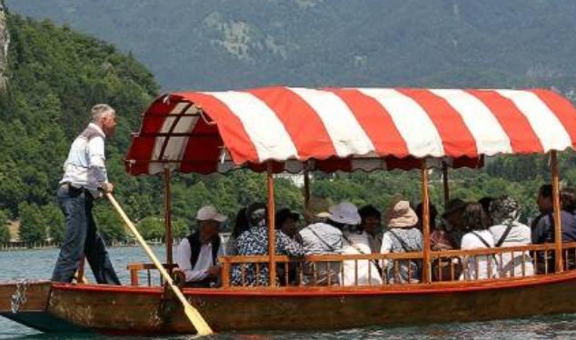 歐洲十大絕美小鎮(zhèn)旅游景點(diǎn)排行 五漁村是五個(gè)依山傍海的小村莊