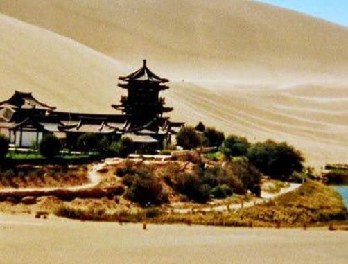 最美麗的六大沙漠旅游排行 巴丹吉林沙漠是世界上海拔最高的沙漠