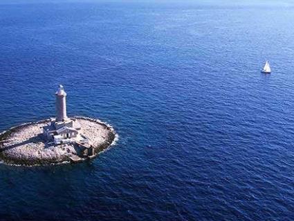鮮為人知的十大蜜月海島旅游排行 莫桑比群島探訪杳無(wú)人跡的小島