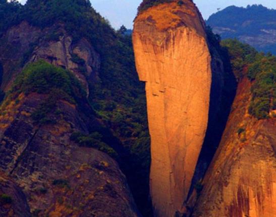 世界上最神秘的十大島嶼旅游景點(diǎn)排行 企鵝島被稱(chēng)為企鵝的天堂