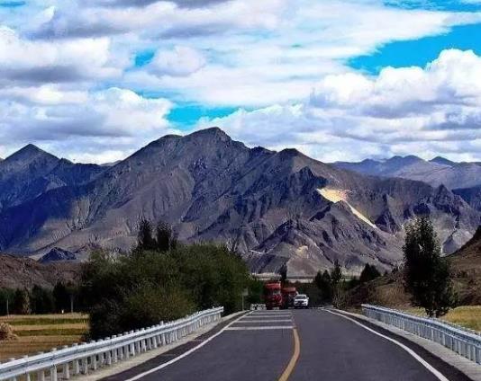 中國十大最美公路旅游排行 杭州灣跨海大橋是世界上最長跨海大橋