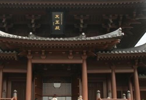 去香港十個(gè)不可不去的地方旅游排行 半島酒店是歷史最悠久的的酒店