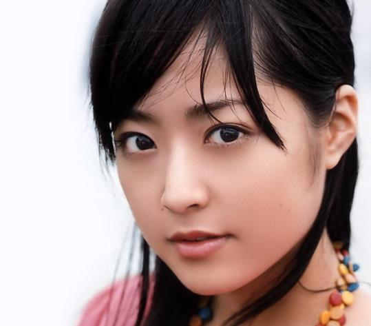 最美亞洲二十位女神排行榜 劉亦菲排名墊底仍獲得很高人氣和關(guān)注