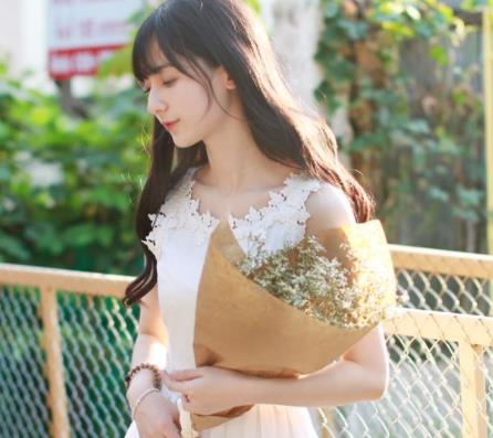 盤點神似明星的民間美女排行 武漢大學(xué)“女神”級人物黃燦燦