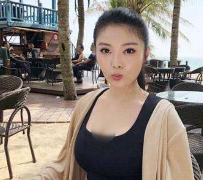 中國乳神排行 柳巖中國新生代最當(dāng)紅人氣美女主播之一