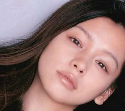 最美亞洲二十位女神排行榜 劉亦菲排名墊底仍獲得很高人氣和關(guān)注