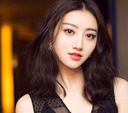 最美亞洲二十位女神排行榜 劉亦菲排名墊底仍獲得很高人氣和關(guān)注