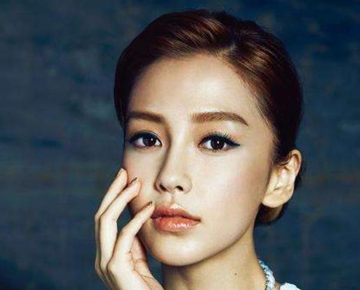 最美亞洲二十位女神排行榜 劉亦菲排名墊底仍獲得很高人氣和關(guān)注
