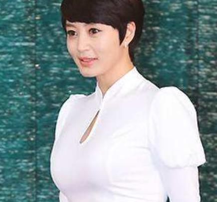韓國(guó)十大性感好身材當(dāng)紅女星排行 金惠秀爆冷打敗一眾后生女星