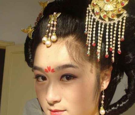 中國(guó)古代十大美女書法家排行 蔡文姬名琰原字昭姬