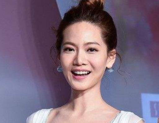 臺(tái)灣十大火辣內(nèi)衣女神排行 謝怡芬畢業(yè)于麻省理工學(xué)院生物系