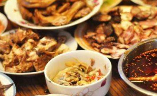 盤點中國五大“天價年夜飯” 杭州天價年夜飯地處城隍閣風景區(qū)