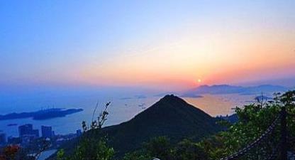 香港四大熱門旅游景點(diǎn)旅游排行榜 中環(huán)是香港最富傳統(tǒng)特色的地區(qū)之一