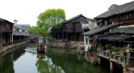 中國(guó)最美的三處風(fēng)光 美麗的阿爾泰山自古被譽(yù)為“金山”