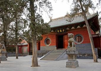 傳說中的國內(nèi)武林圣地 少林寺一向的主張是習(xí)武先修禪