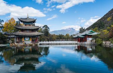 圖揭中國(guó)避暑好去處夏天去哪兒 河北秦皇島山水相依