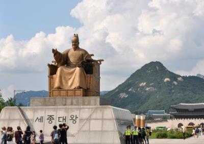 世界上最?lèi)?ài)喝酒的國(guó)家排行榜 英國(guó)人愛(ài)喝酒每到傍晚無(wú)論男女人手一杯