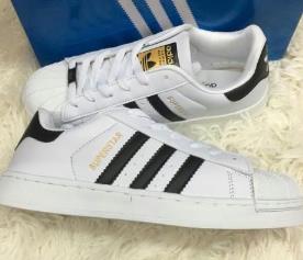 男生必備經(jīng)典鞋子 Converse All Star是它所有款式中最受歡迎