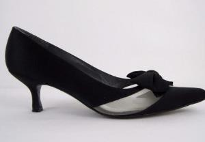 女士必備的高跟鞋品牌設(shè)計師 意大利貴族Manolo Blahnik