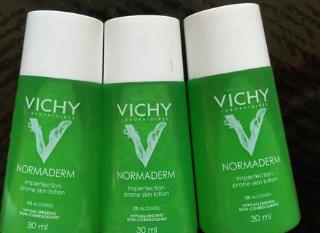 干性皮膚用什么牌子的護(hù)膚品好 迪蕾煥顏活膚乳液質(zhì)感非常的高級(jí)