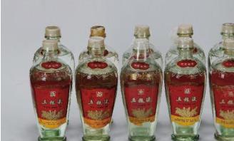 云南白酒品牌排行榜 玉林泉是云南玉林泉酒業(yè)有限公司的品牌