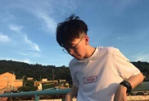 盤點(diǎn)2019抖音最帥的男生top10 費(fèi)啟鳴現(xiàn)在已經(jīng)進(jìn)軍演藝圈