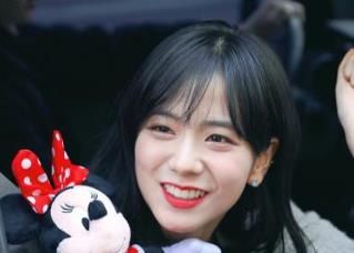 韓國女團(tuán)門面顏值排名 少女時(shí)代允兒是有顏值有演技知名女星