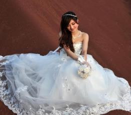 婚紗排行榜 名尚莎婚紗獲得嚴(yán)格的3CVDE,ROHS等認(rèn)證