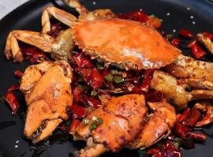 香辣蟹十大品牌 兄弟香辣蟹堅持以注重品質(zhì)為經(jīng)營理念